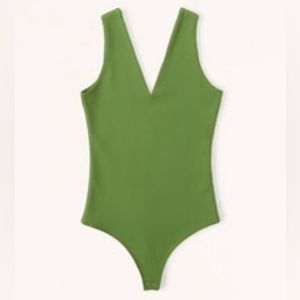 Abercrombie & Fitch Seamless Fabric V-Neck Bodysuit